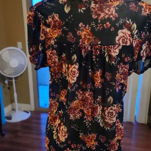 Blouse - Picture 2 of 4